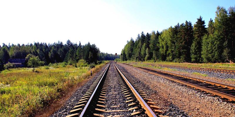 告别潮湿霉变！万家瑞教你浴室家居用品防潮防霉全方案，从硅藻泥地垫到智能浴霸的干爽秘籍